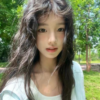 倒挂的爱丽丝